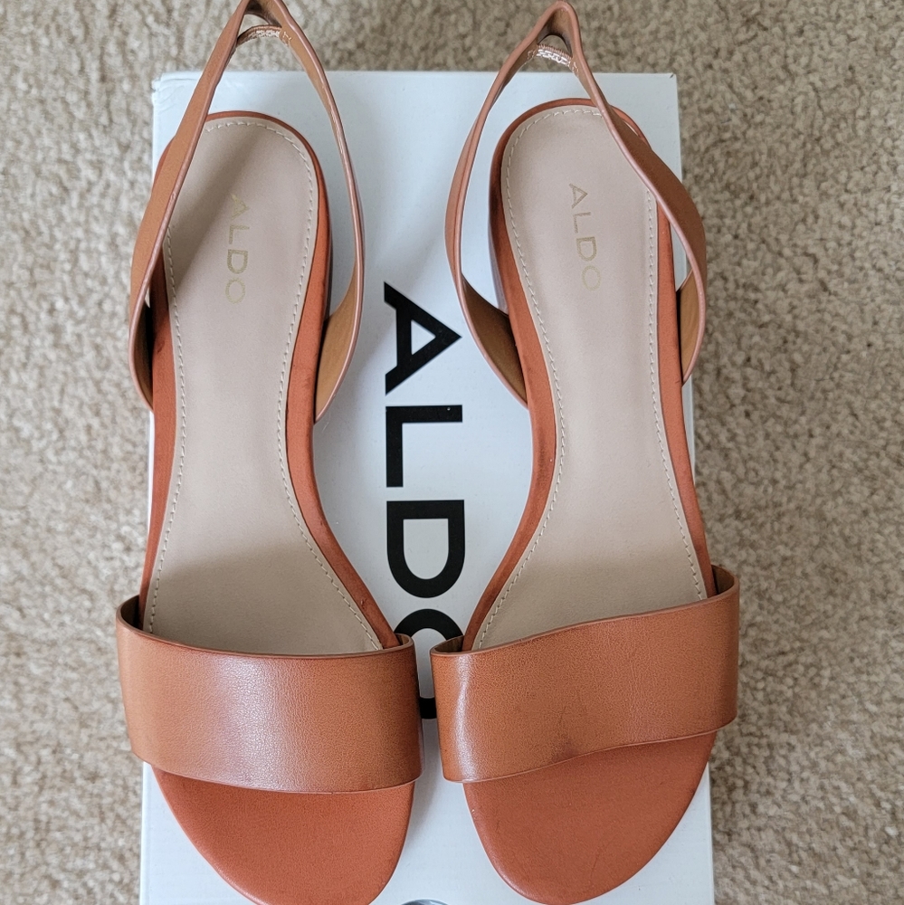 Never worn Aldo Flat Sandals  Size 8